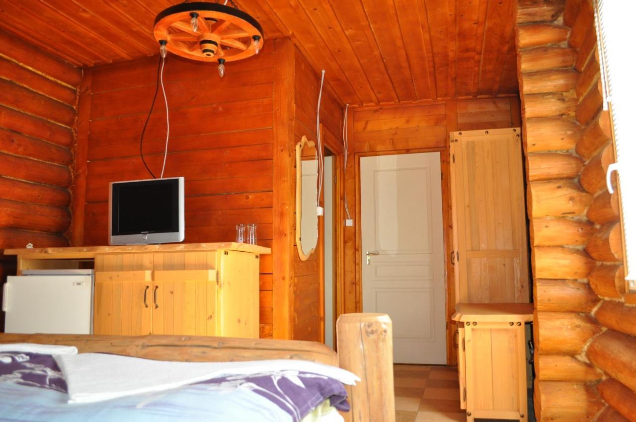 Roenk-Wellness Panzio Mezopeterd住宿加早餐旅馆 外观 照片
